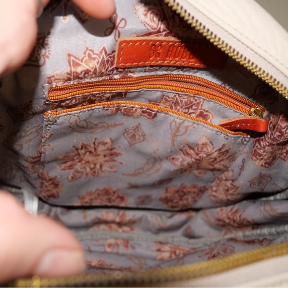 Hobo - Picture 4 of 5